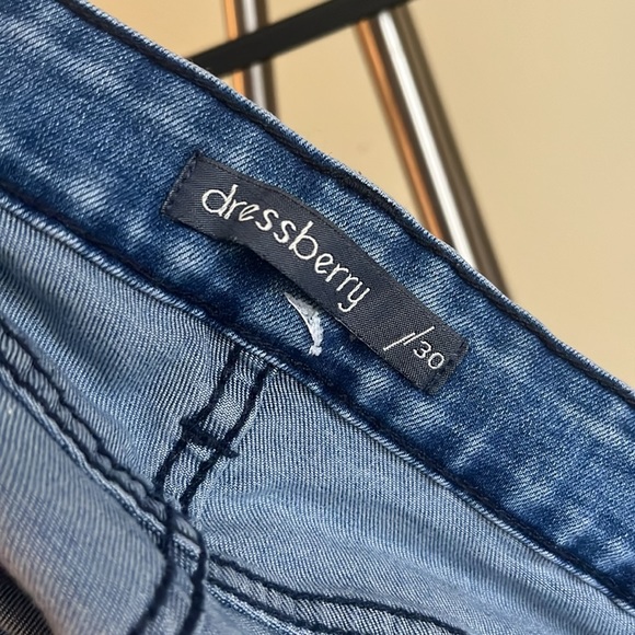 Washed look jeans . Used. No visible damage. - Picture 2 of 5